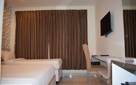 Hotel Orchard Inn
